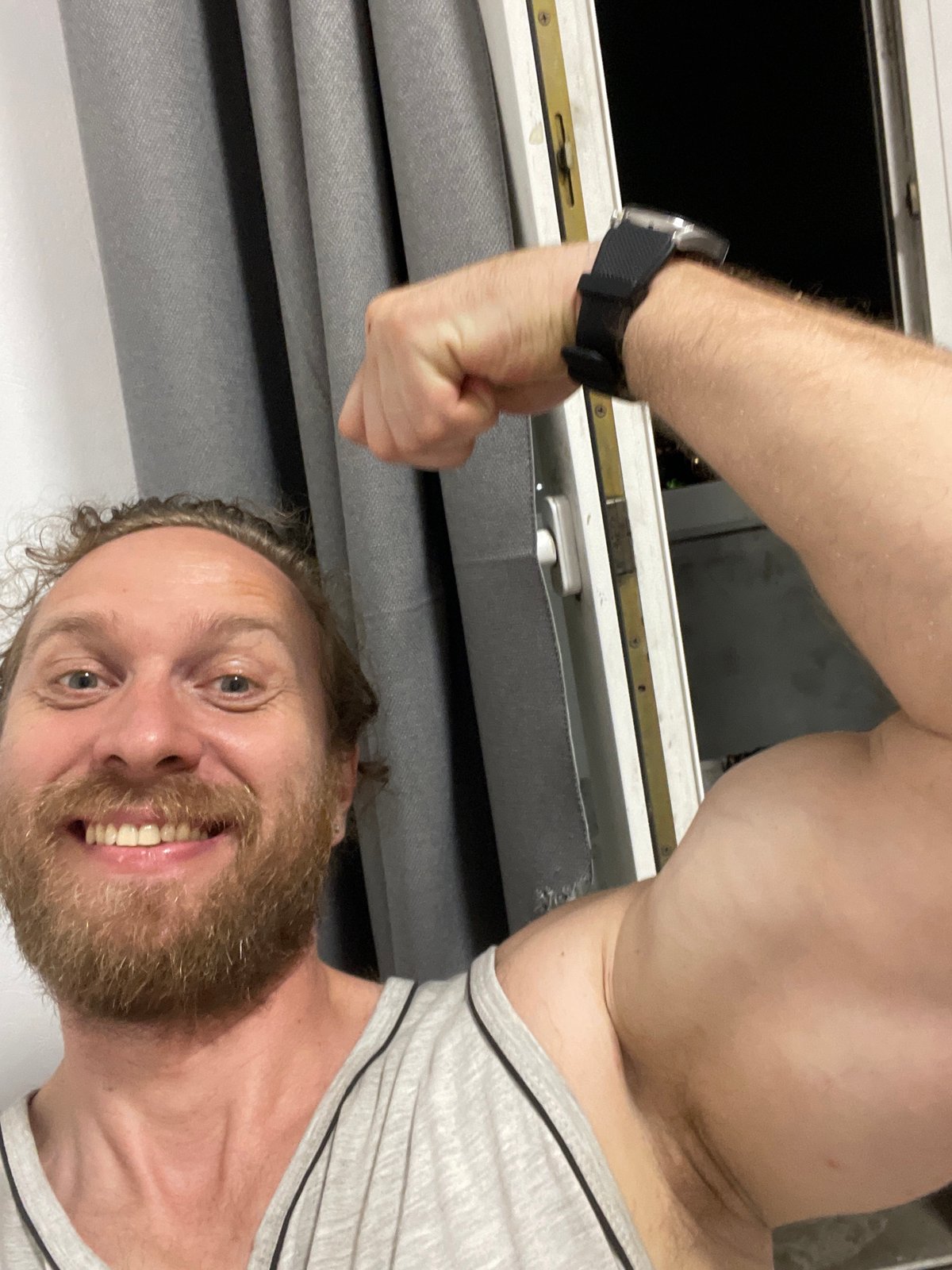 Flexing for the camera in Saint Petersburg