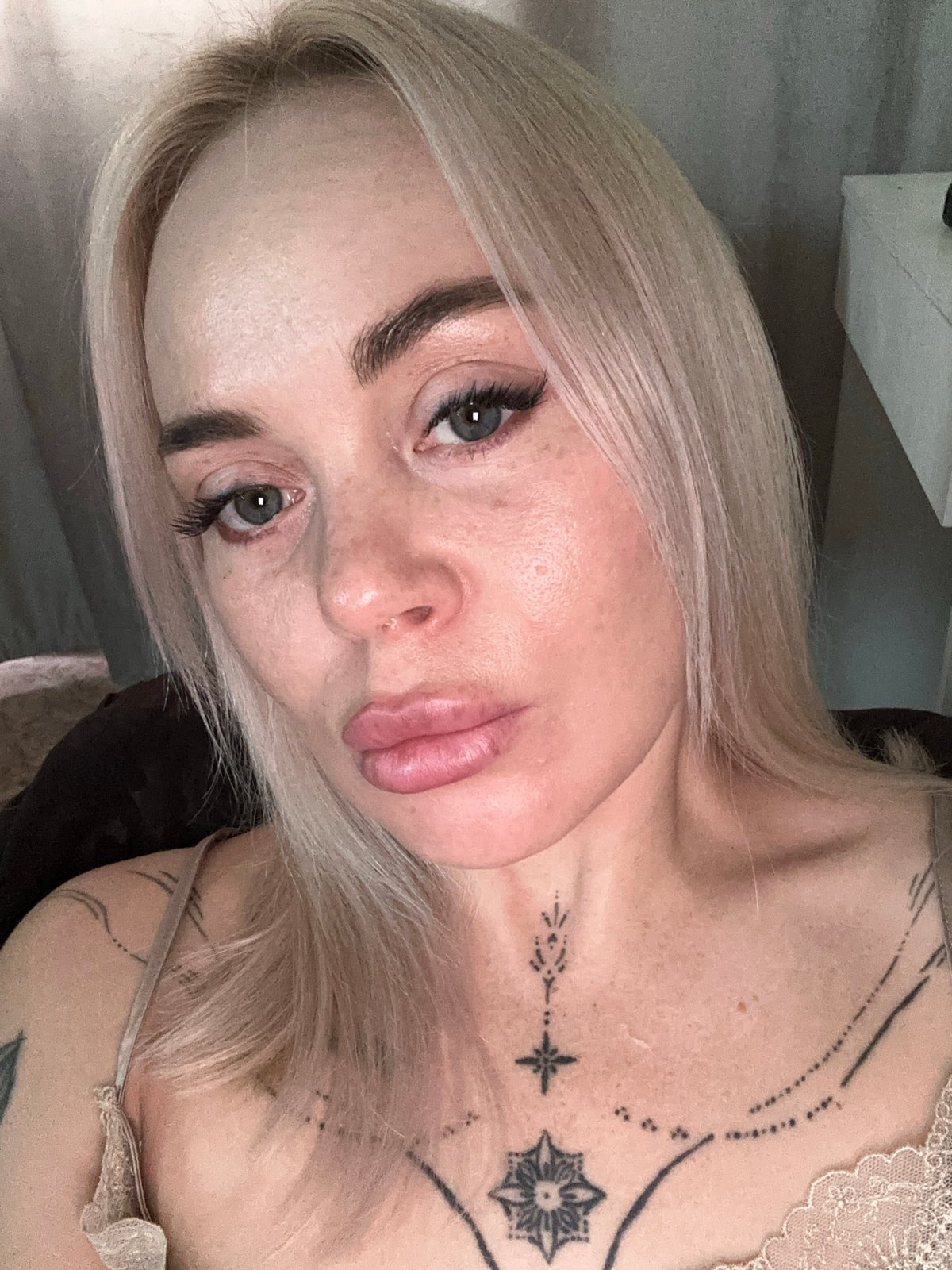 Blonde woman photographed in multiple selfie-style portraits over morning hours