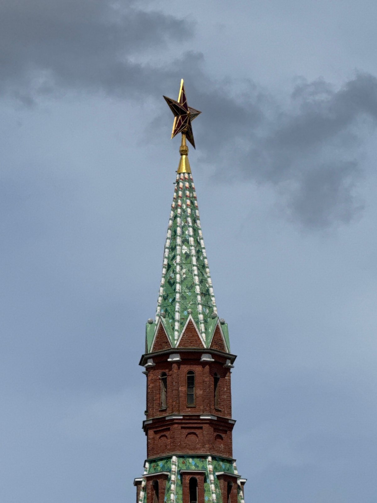Morning around the Moscow Kremlin and river embankment