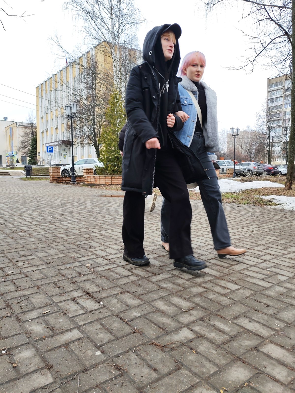 Ordinary morning moments documented across Chaikovsky, Russia