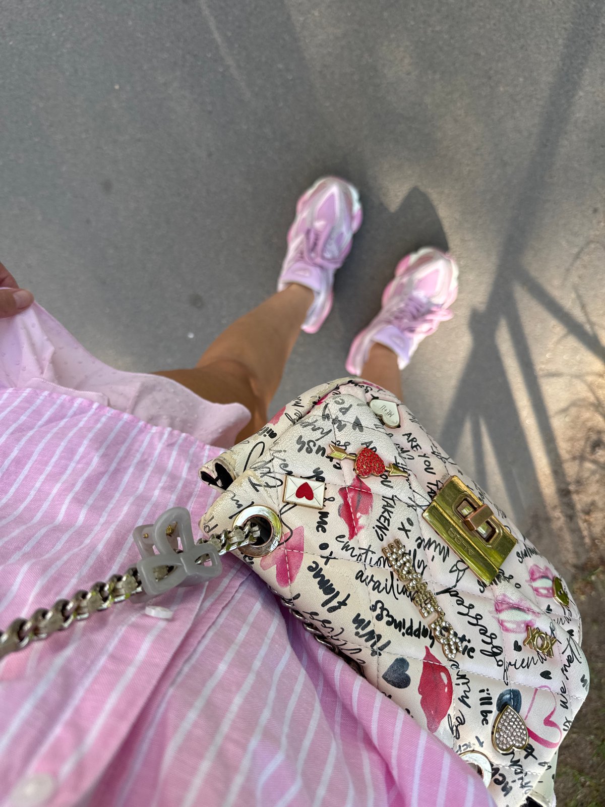 Person in pink outfit spotted walking near Saint Petersburg market