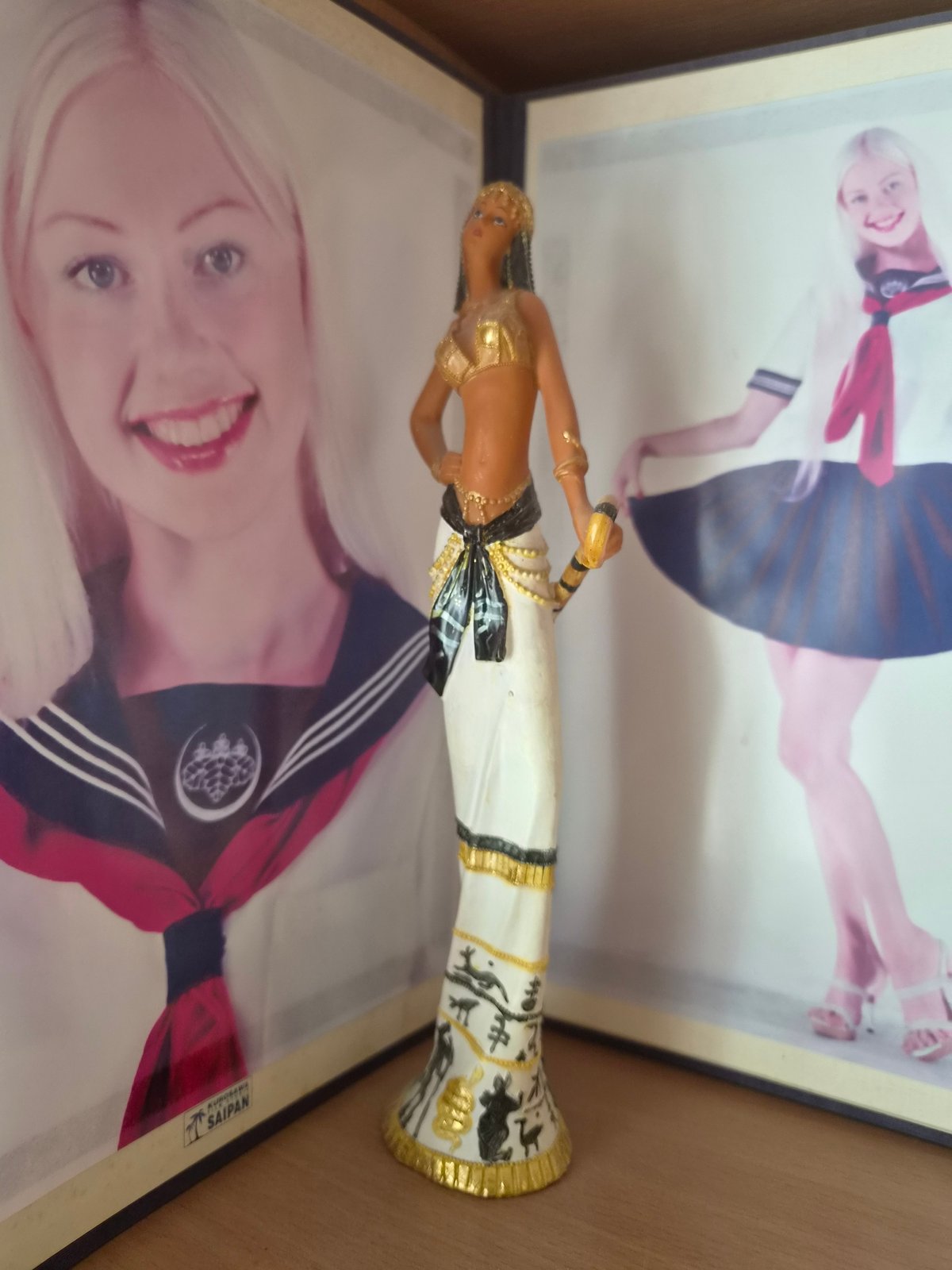 Home collection of decorative figurines and ornaments in Arseniev