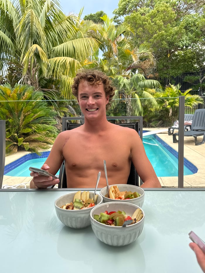 Morning breakfast prep and poolside leisure documented in Bulli