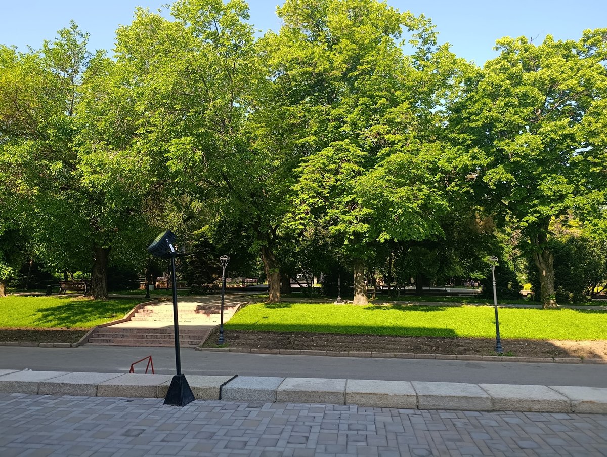 Early morning observations document Almaty fountains, monuments, streetscapes