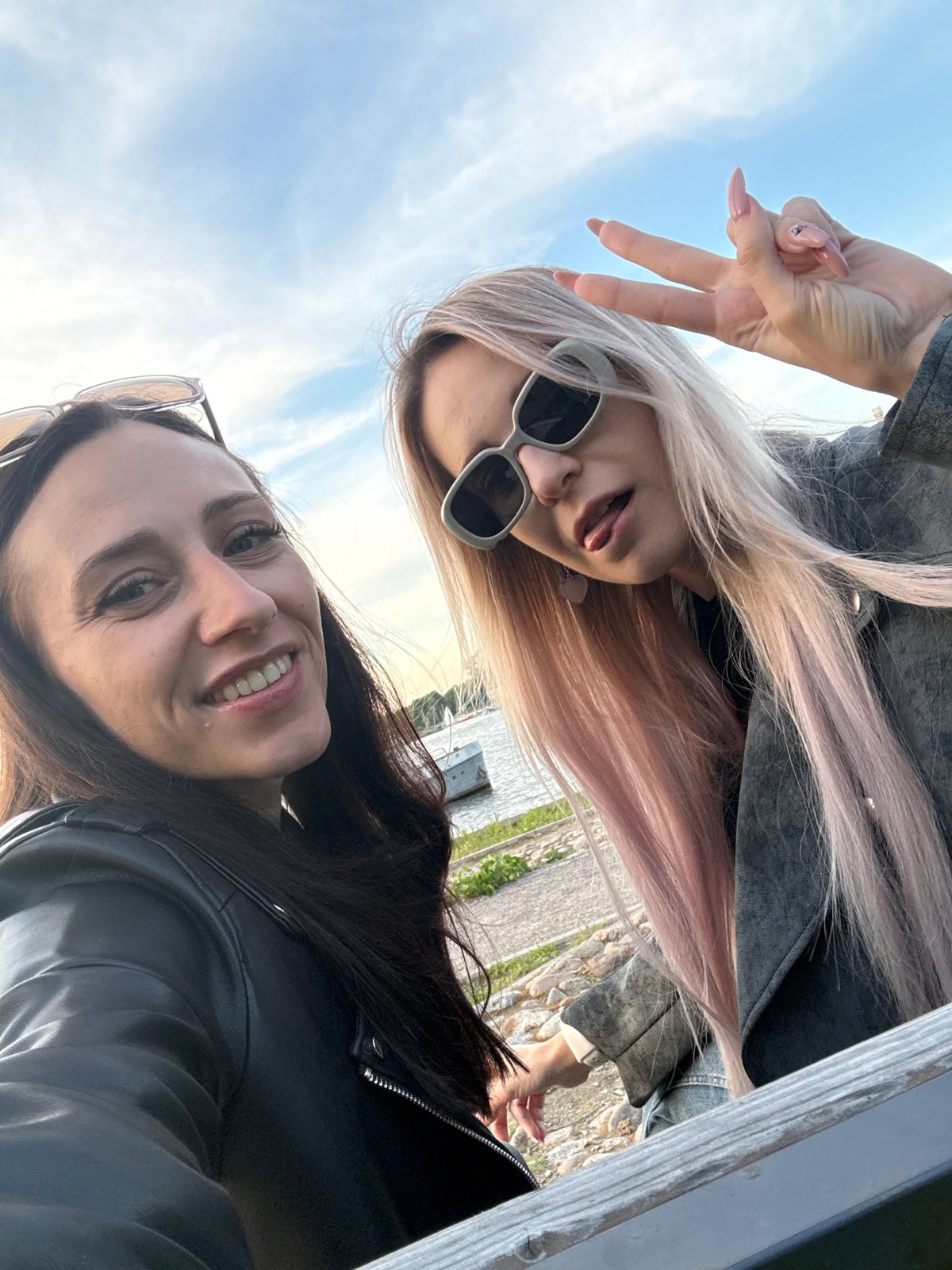 Summer evening leisure activities captured across Saint Petersburg parks