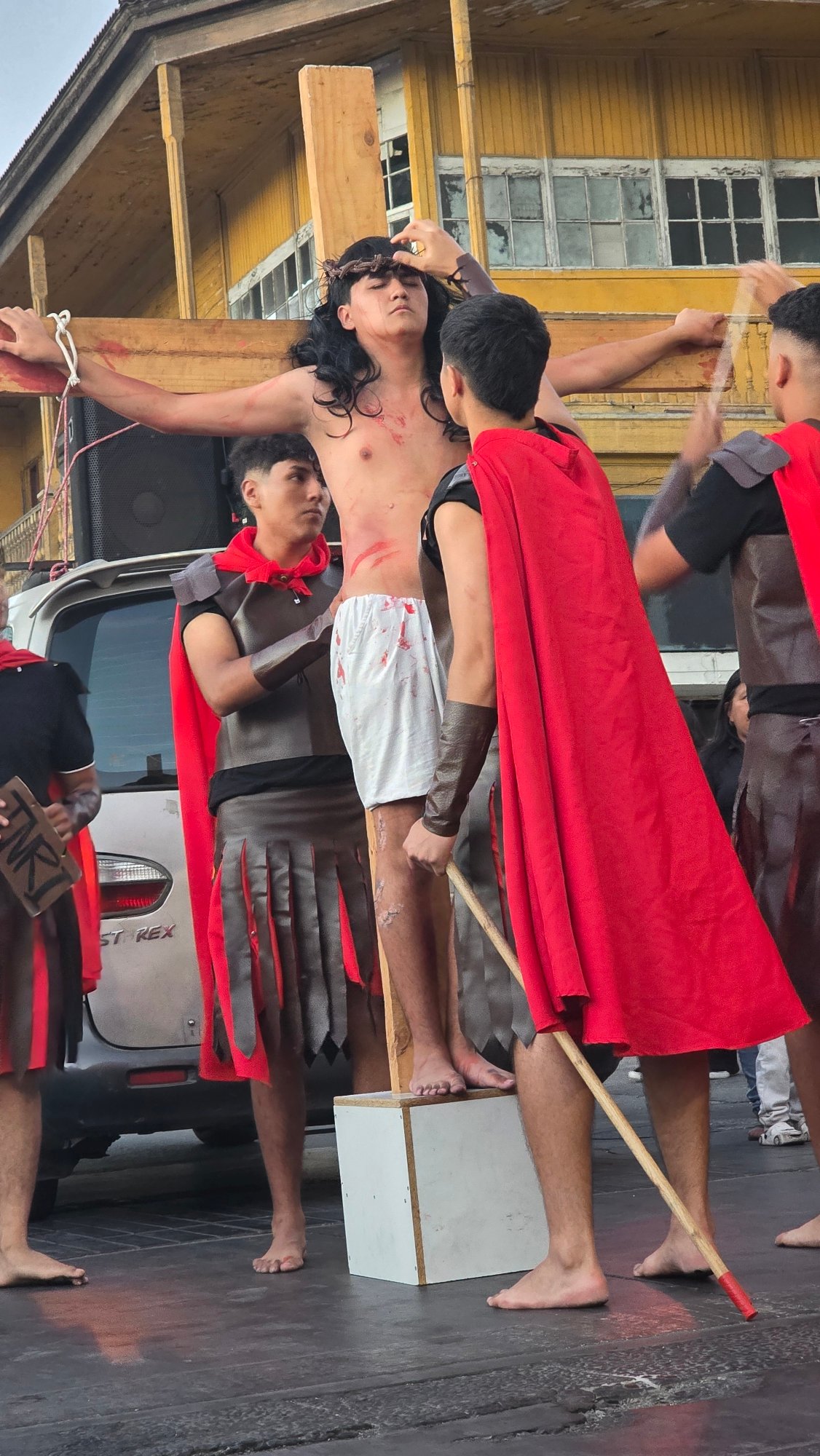 Urban Passion Play draws crowds for crucifixion reenactment