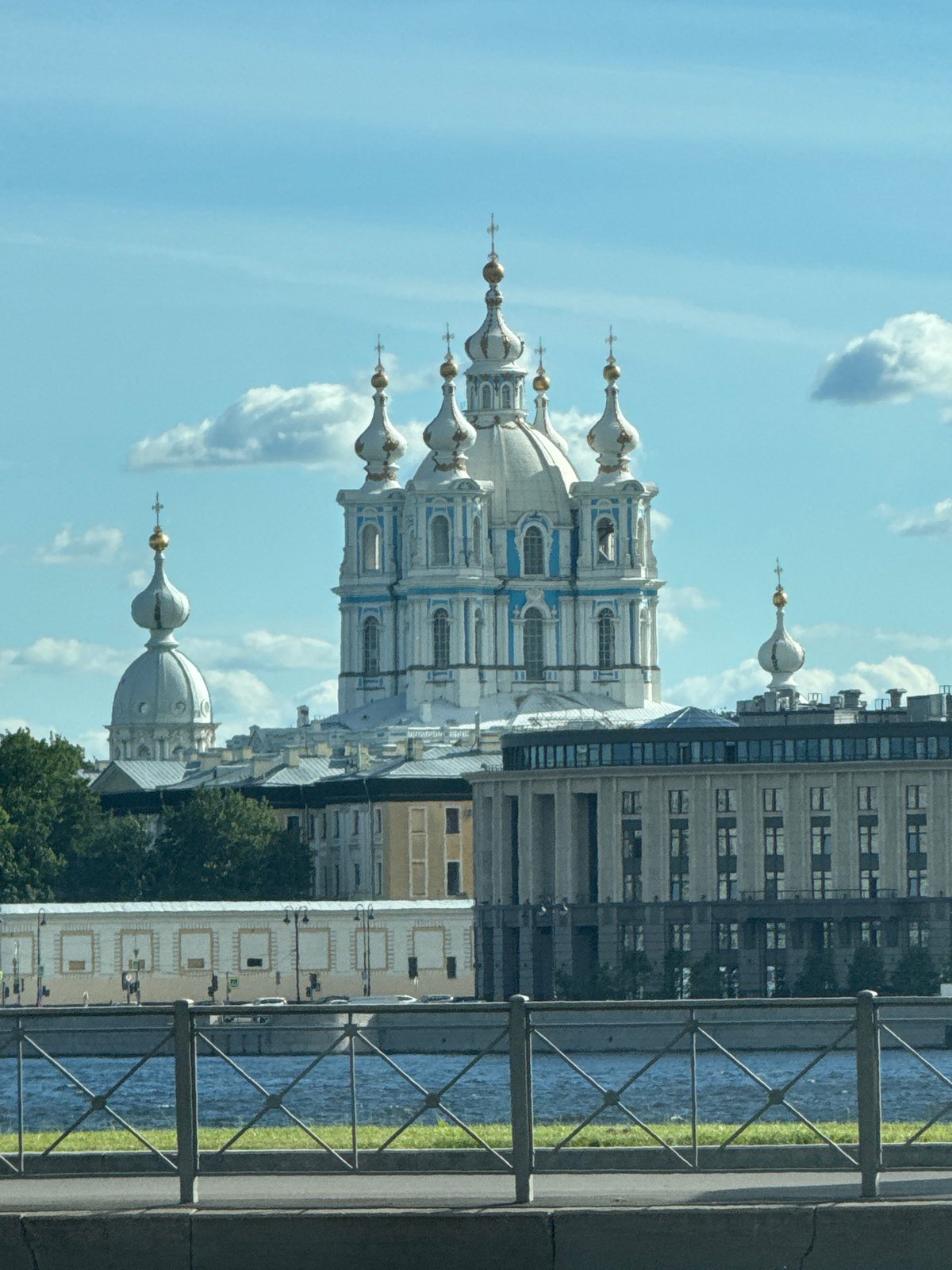 Afternoon around Smolny: cathedral, streets, and park life