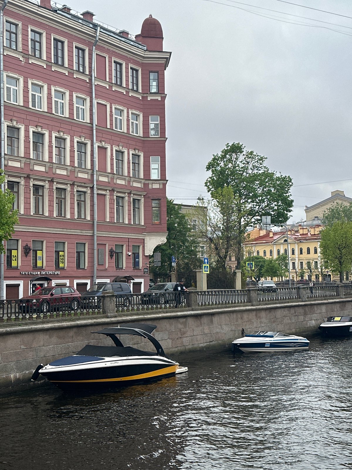 Evening stroll documented around Saint Petersburg's iconic Lion Bridge