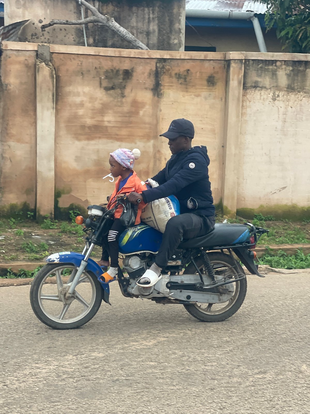Morning street life on a Jos, Nigeria road