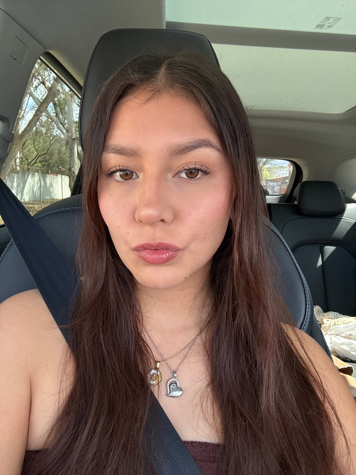 Woman observed in driver's seat in San Agustín Yatareni