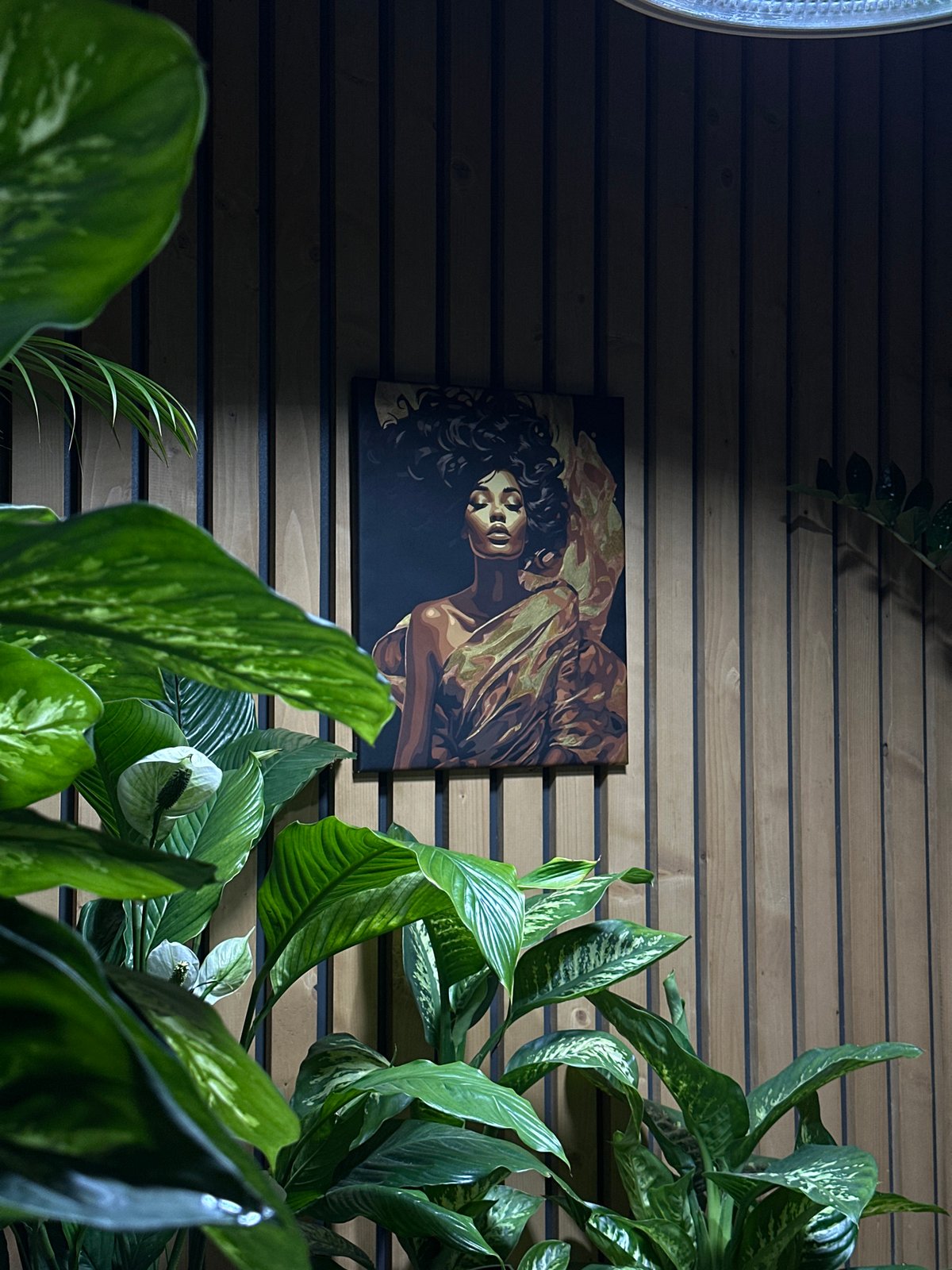 Evening documentation captures Chișinău streets, artwork, and urban nature