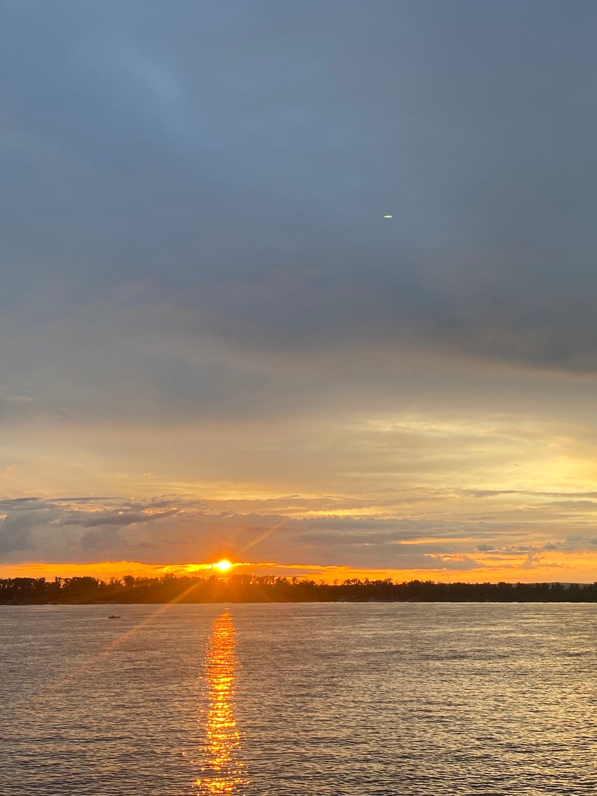 Volga River sunset, Novokuybyshevsk, midsummer evening