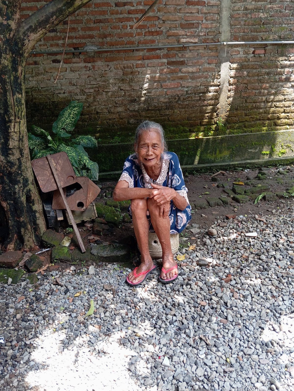 Daily life moments captured in Baron, Indonesia residential area