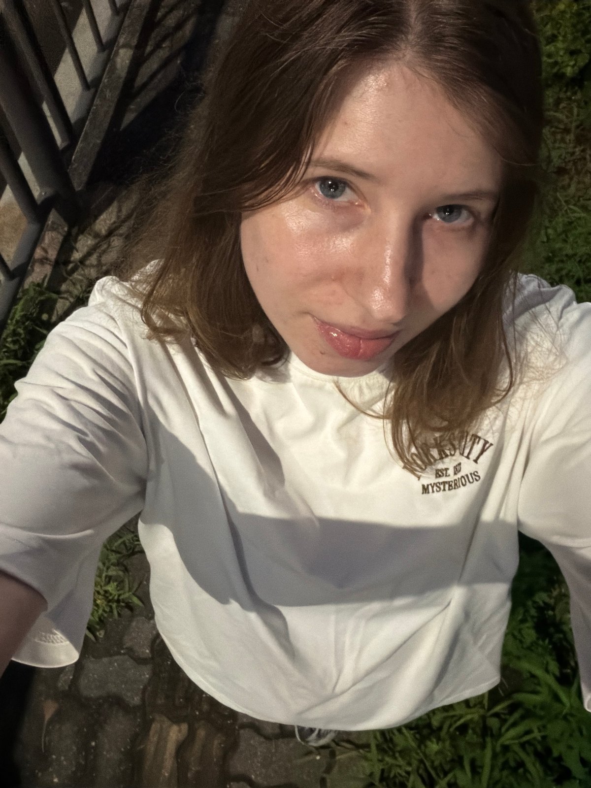 Evening in Dongducheon: selfies, shadows, and trumpet flowers