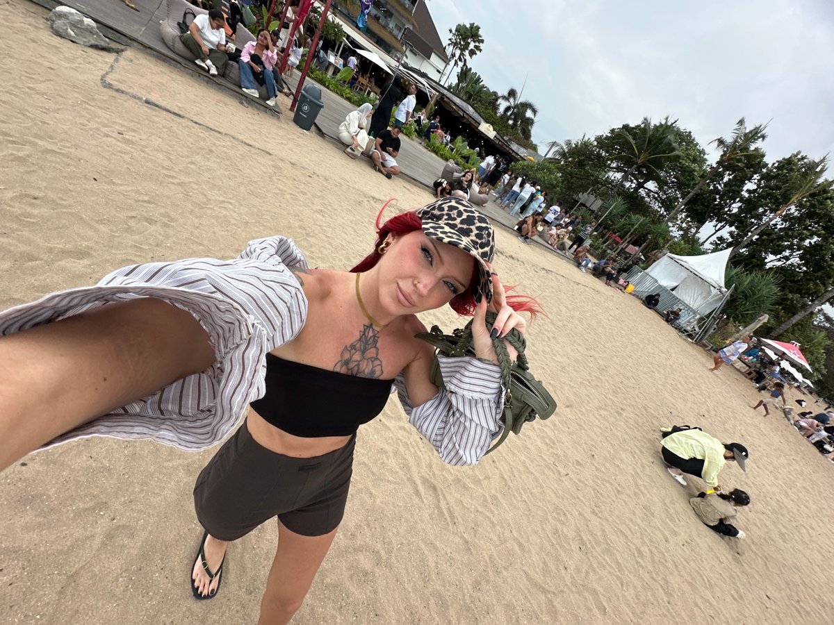 Beach, malls, and street scenes across a Denpasar day