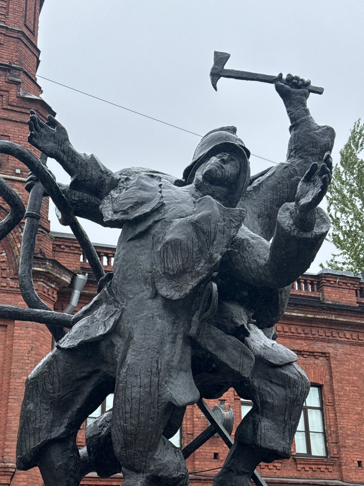 Morning scenes around historic Saint Petersburg fire station documented