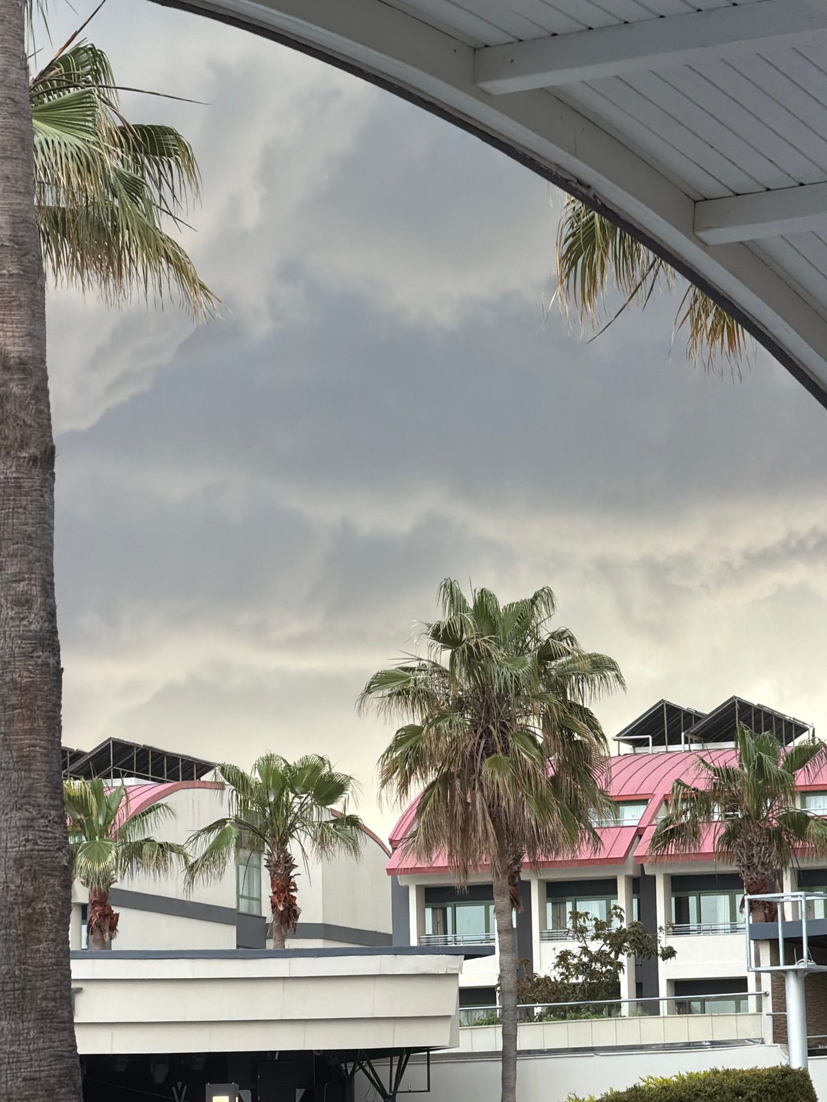Outdoor restaurant scene documented in Manavgat, Turkey