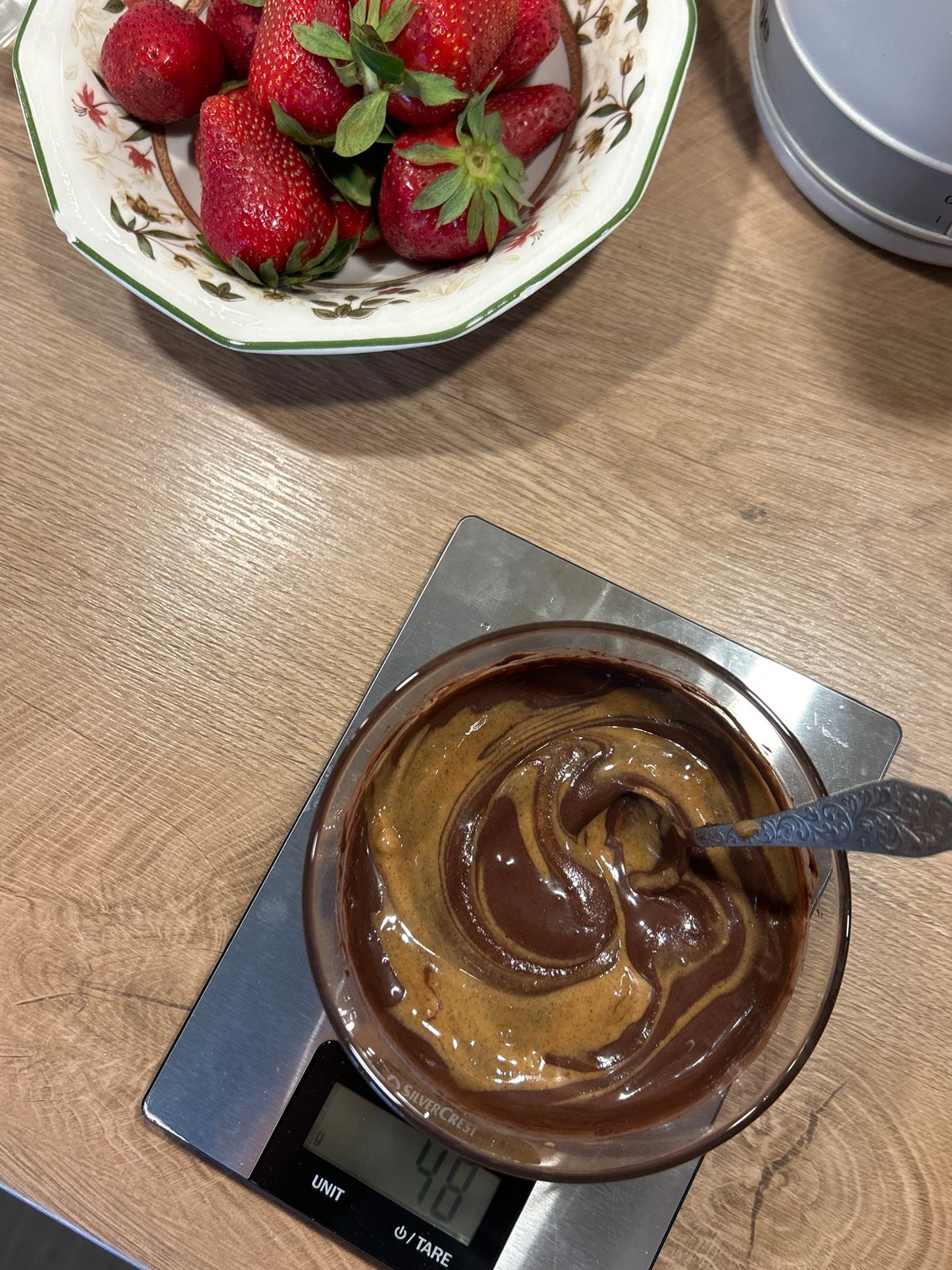 Chocolate-peanut butter dessert preparation documented in Plovdiv kitchen