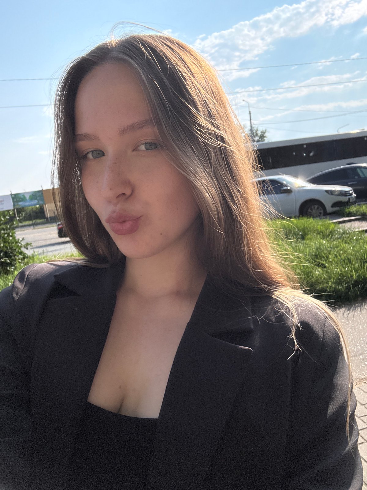 Outdoor selfie series, black blazer, sunny day