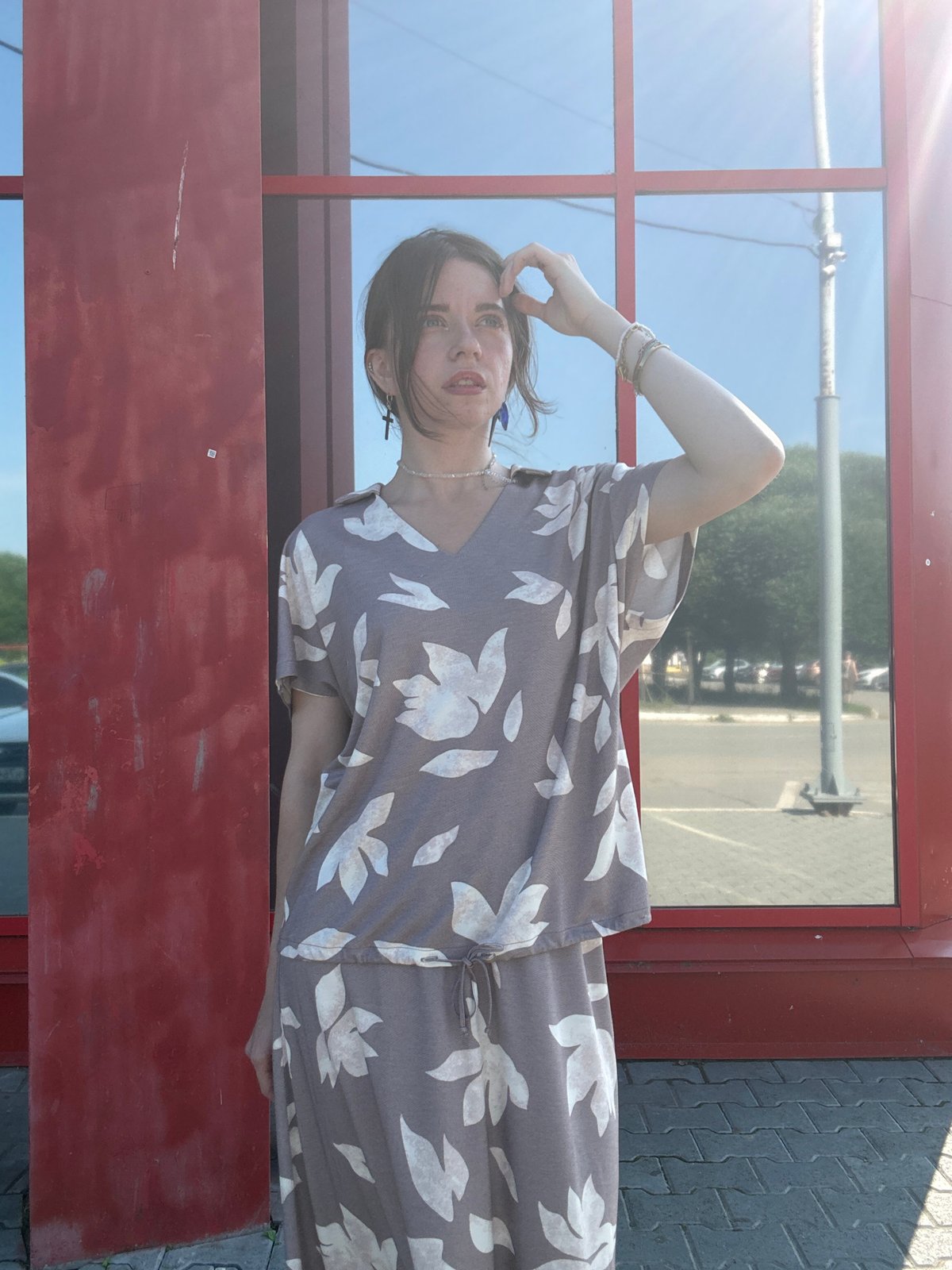 Floral dress portraits and tortoise sightings on a sunny afternoon