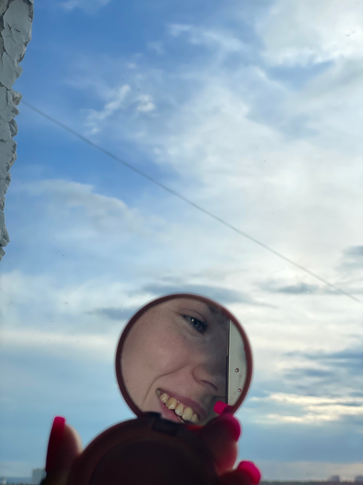Quiet domestic moments captured across Izhevsk afternoon