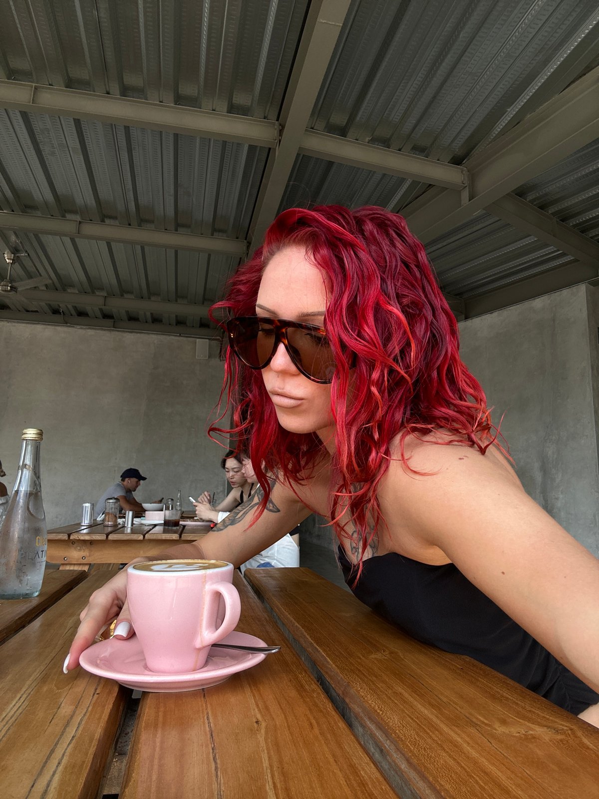 Morning cafe and shop scenes documented in Mengwi, Indonesia