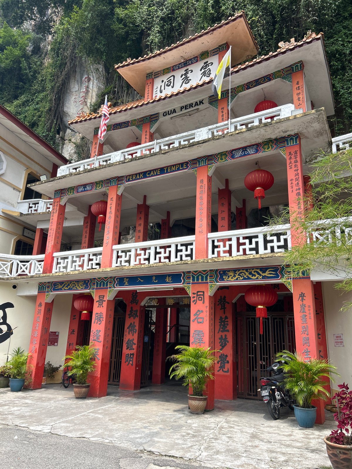 Inside and outside Ipoh's limestone cave temples