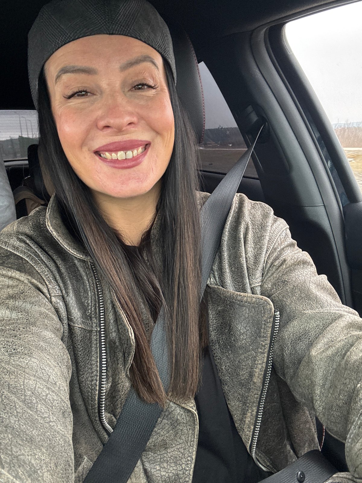 Woman observed in car during early morning in Chaikovsky
