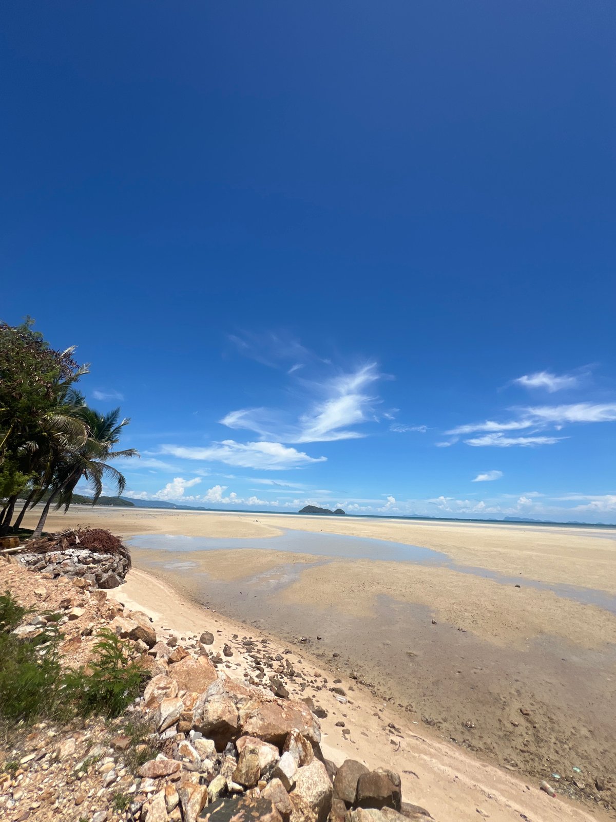 Calm morning on a Koh Phangan beach, Thailand