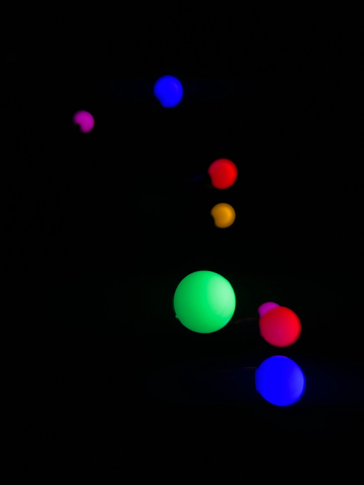 Colored spherical lights observed in Novopokrovskaya, Russia