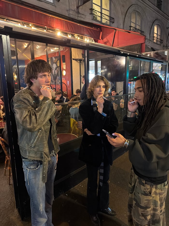 Nighttime gathering outside Paris restaurant captured by witness