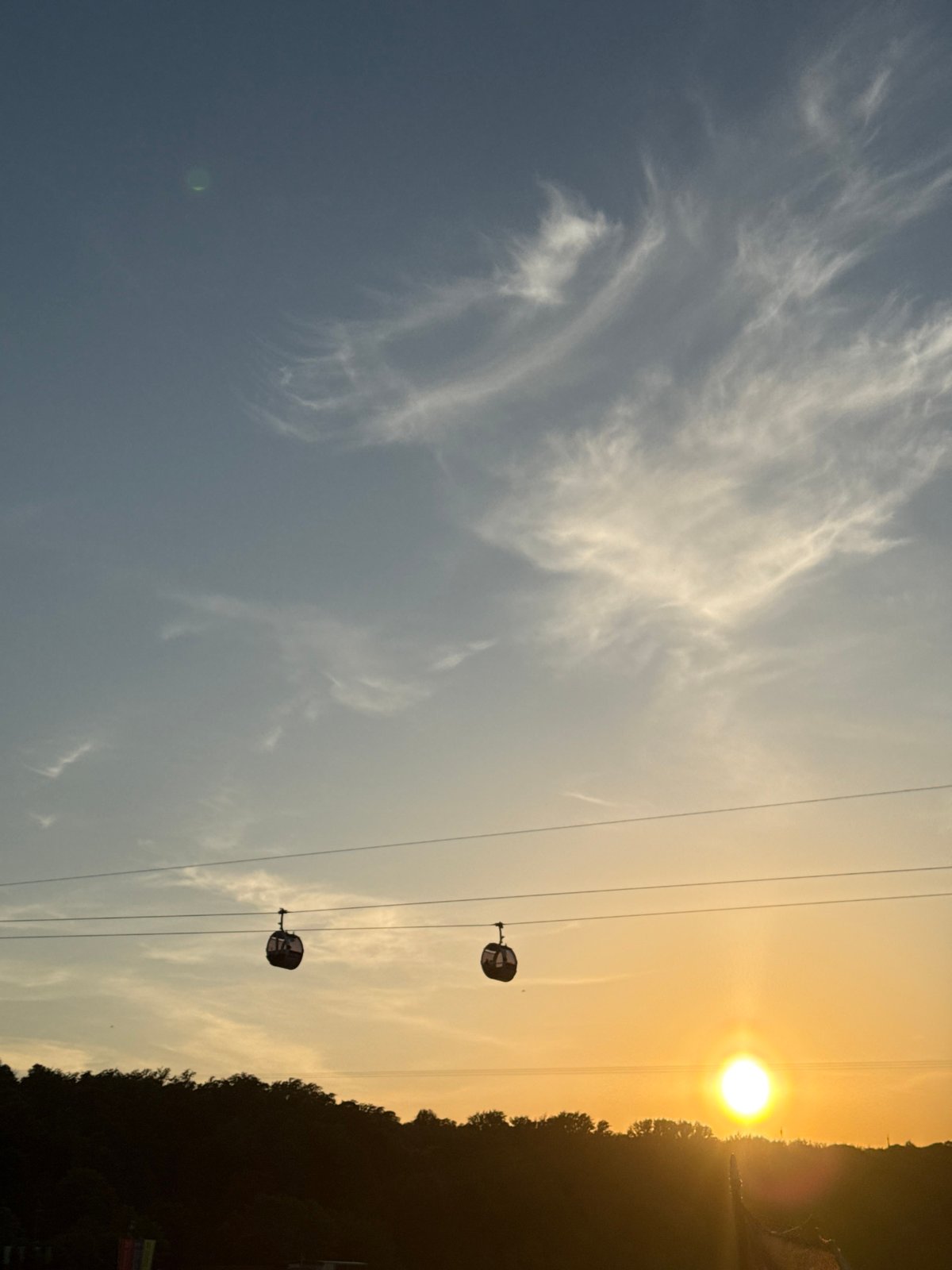 Sunset over Moscow waters documented from multiple viewpoints