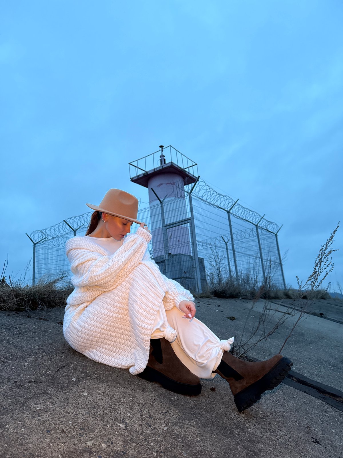 Woman poses for outdoor portraits in Chaikovsky, Russia