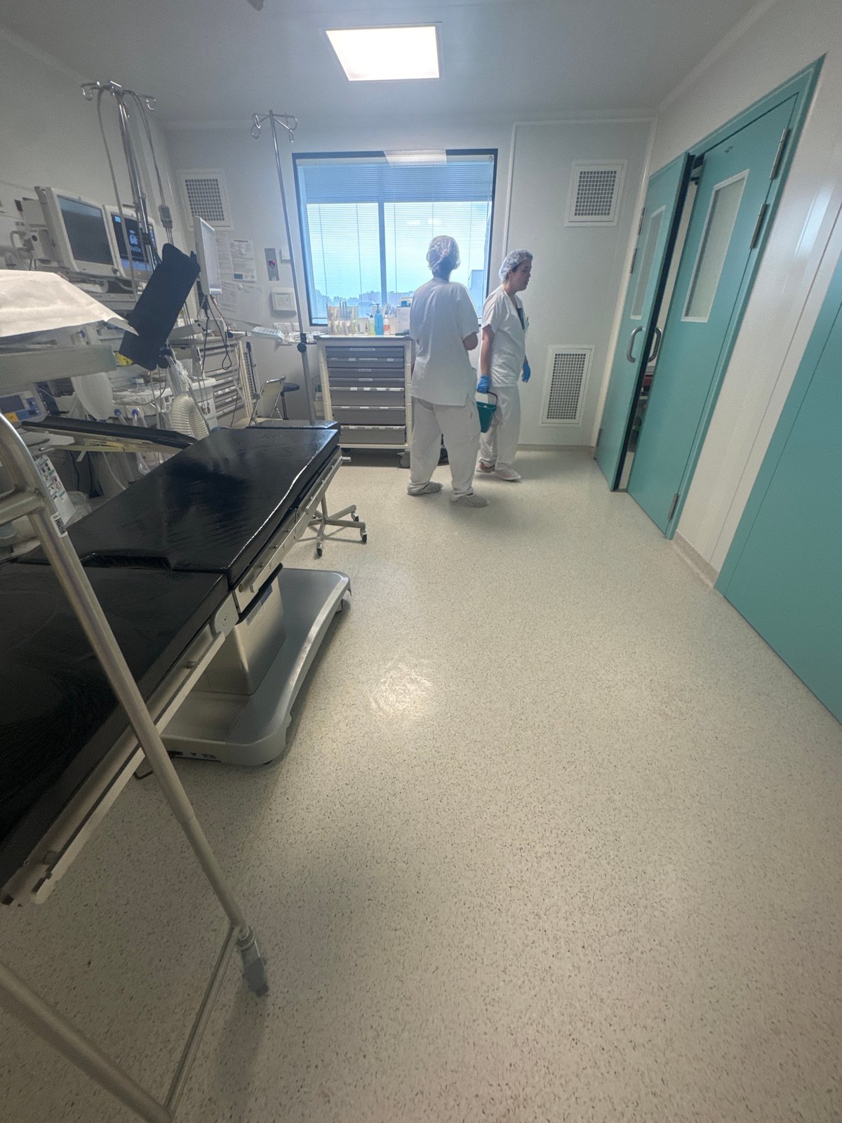 Medical personnel observed in surgical attire at Tourcoing facility