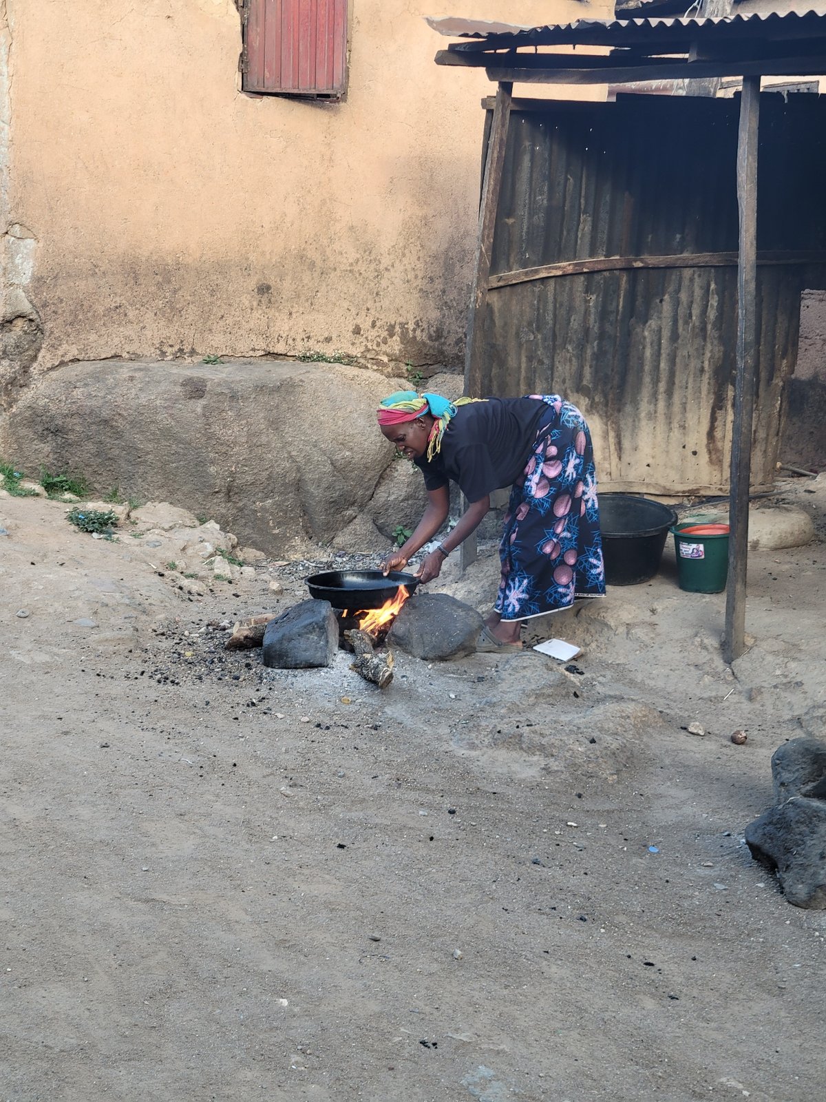 Women conduct daily cooking, food preparation activities in Jos