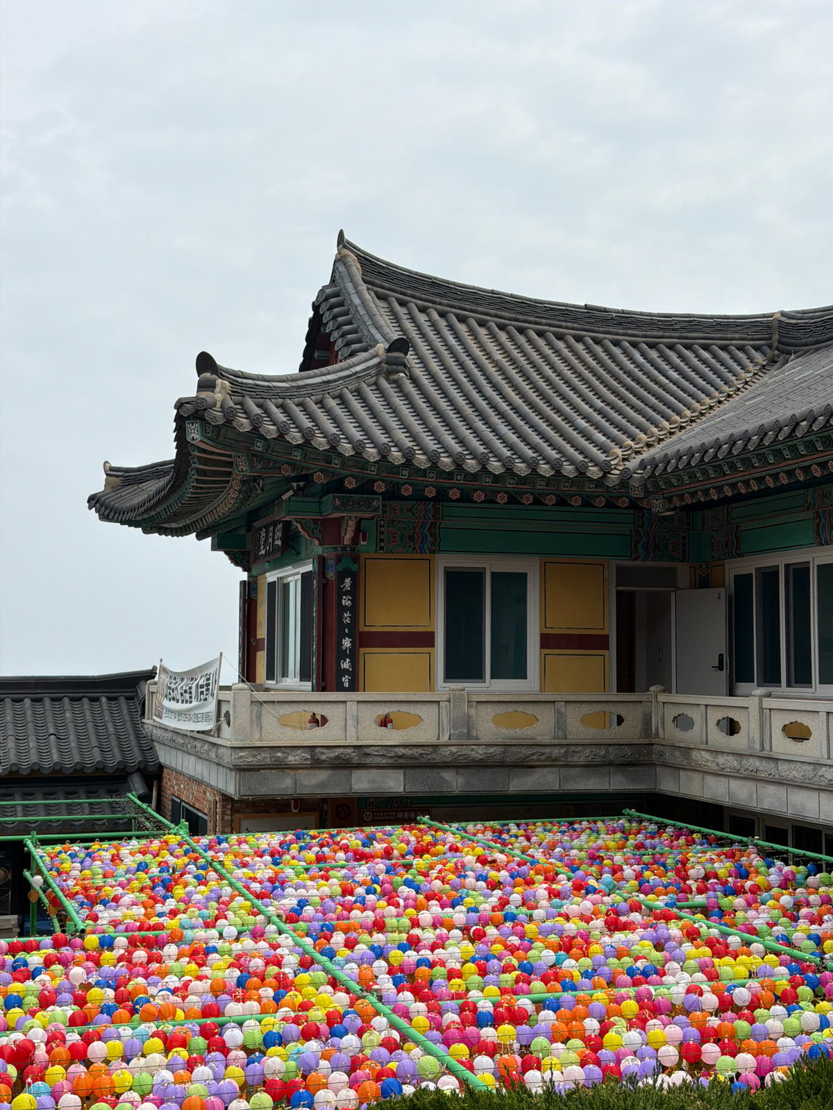 Buddhist temple tour documented across multiple Busan sites