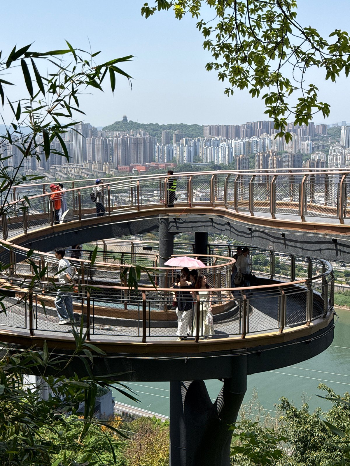 Morning moments captured in Chongqing's Yuzhong District walkways