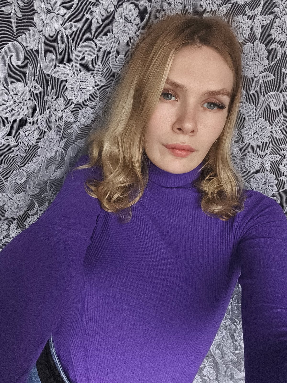 Portrait session documented in Izhevsk, Russia