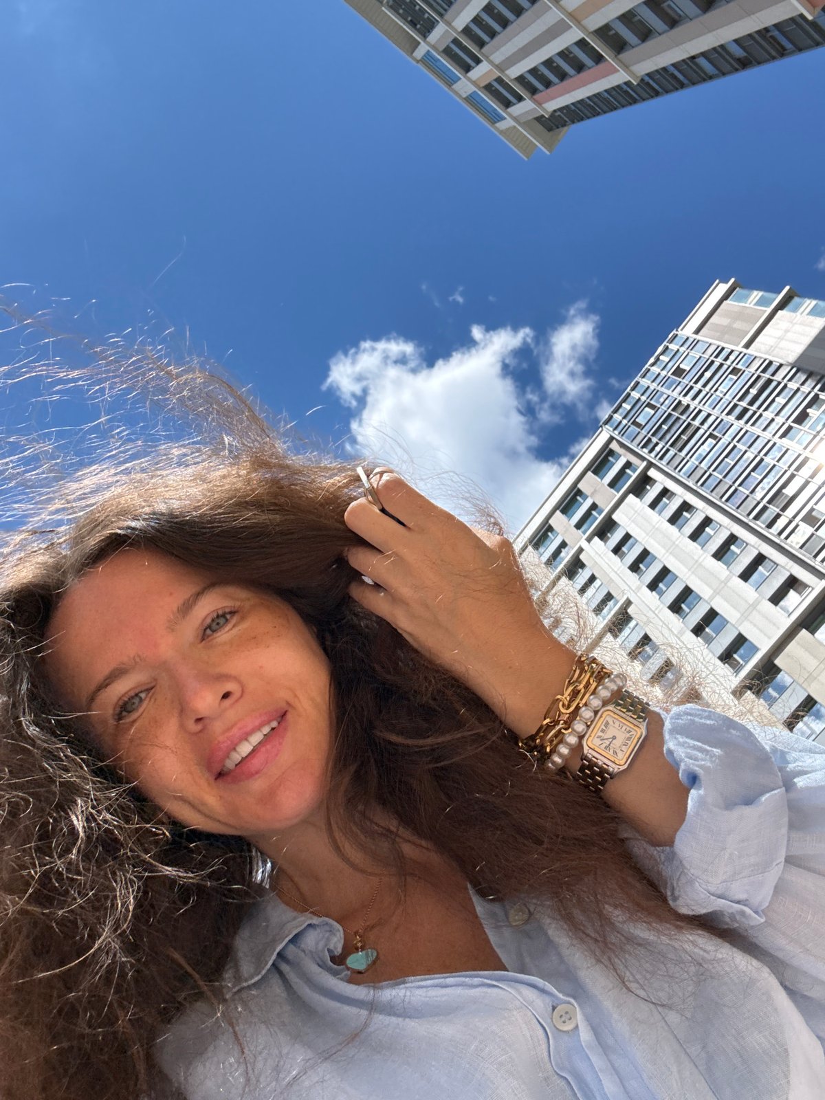 Morning in a Moscow residential neighborhood, selfies and scenery