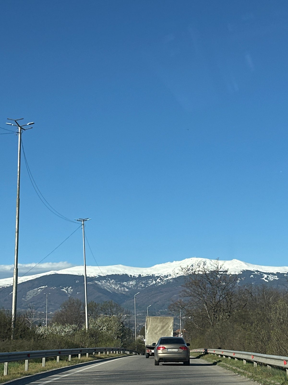 Clear morning views of snow-capped mountains captured in Lozen