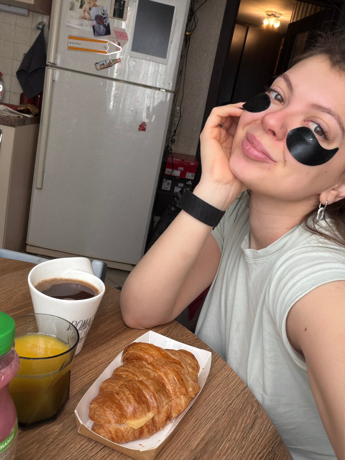Casual morning moments documented across Khimki, Russia