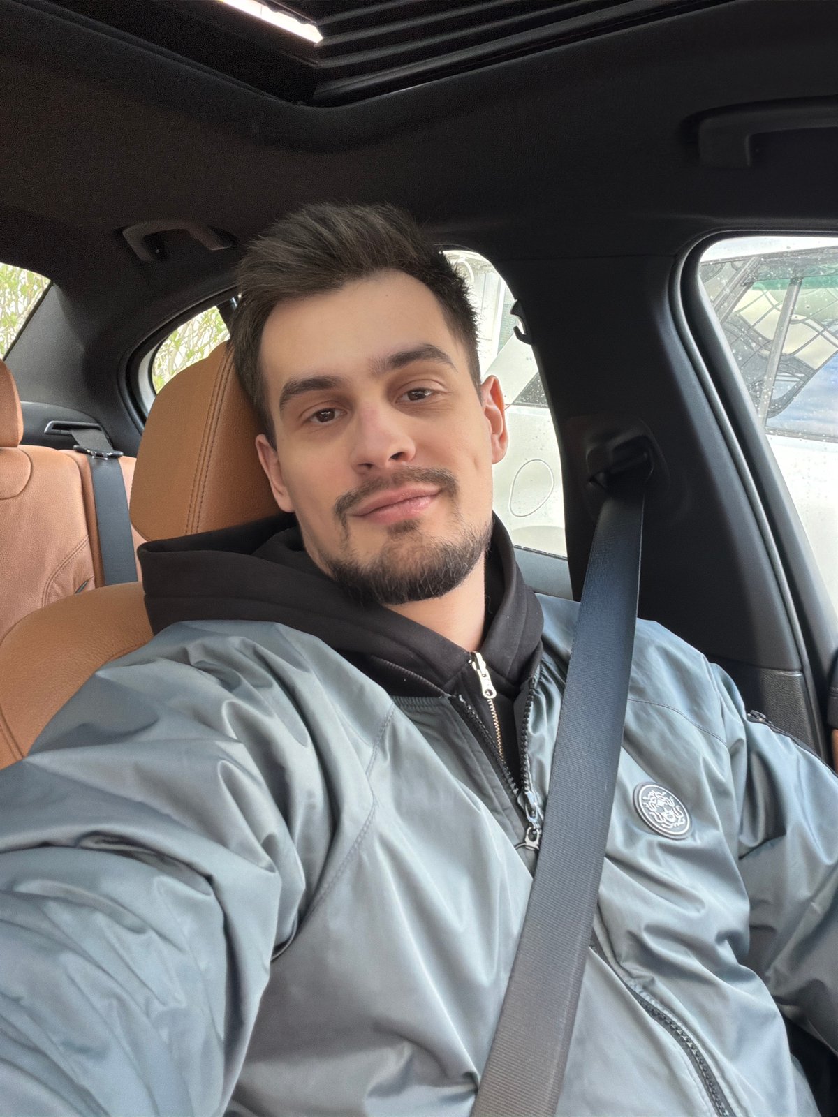 Two people observed in BMW taking selfie in Krasnoyarsk