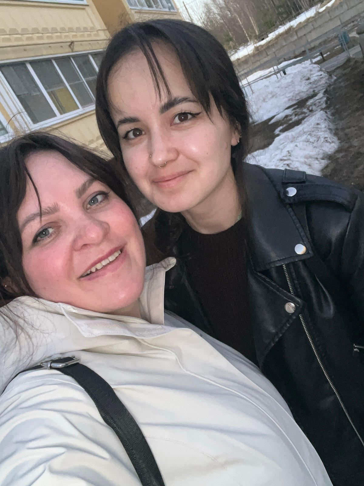 Daily life moments captured across Noviy, Russia