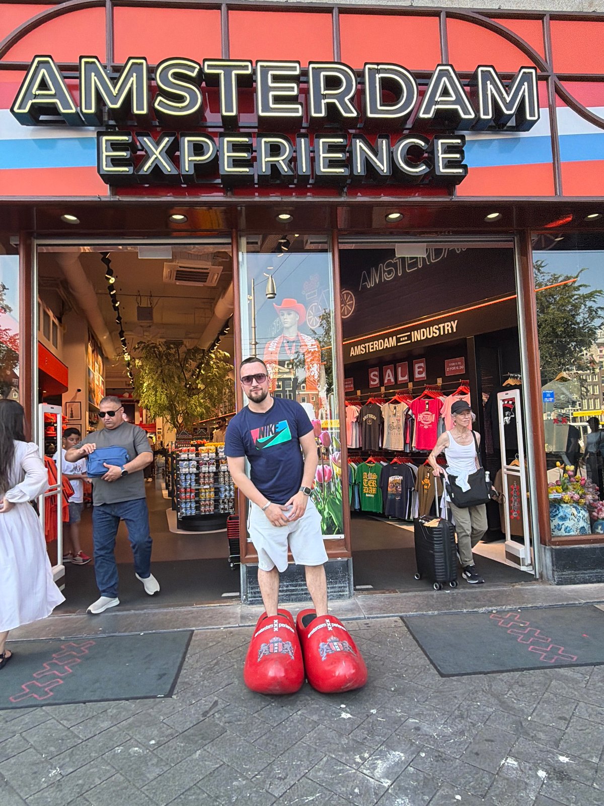 Oversized red clogs outside Amsterdam's flashiest souvenir shop