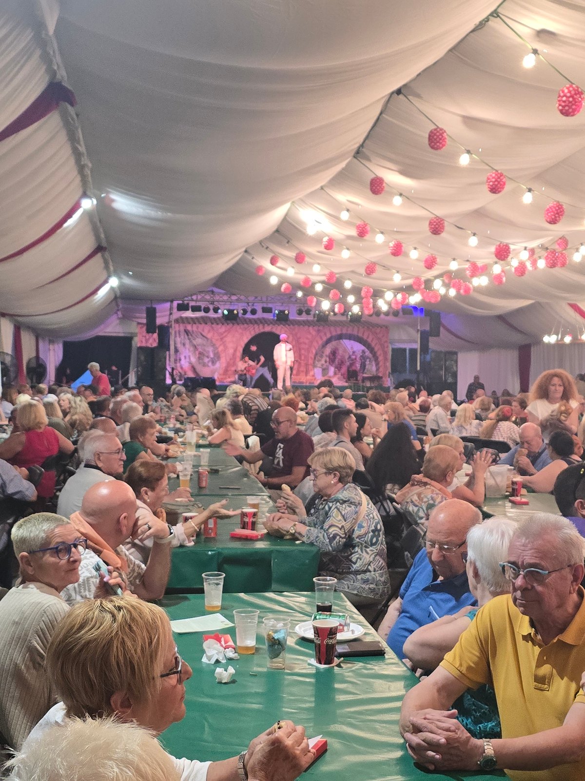 Corpus festival draws crowds for evening concerts in Cornellà