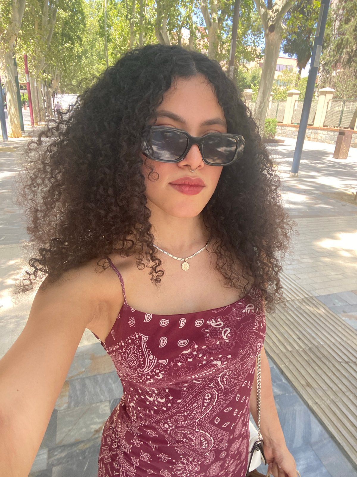 Sunny afternoon stroll and selfies in central Murcia