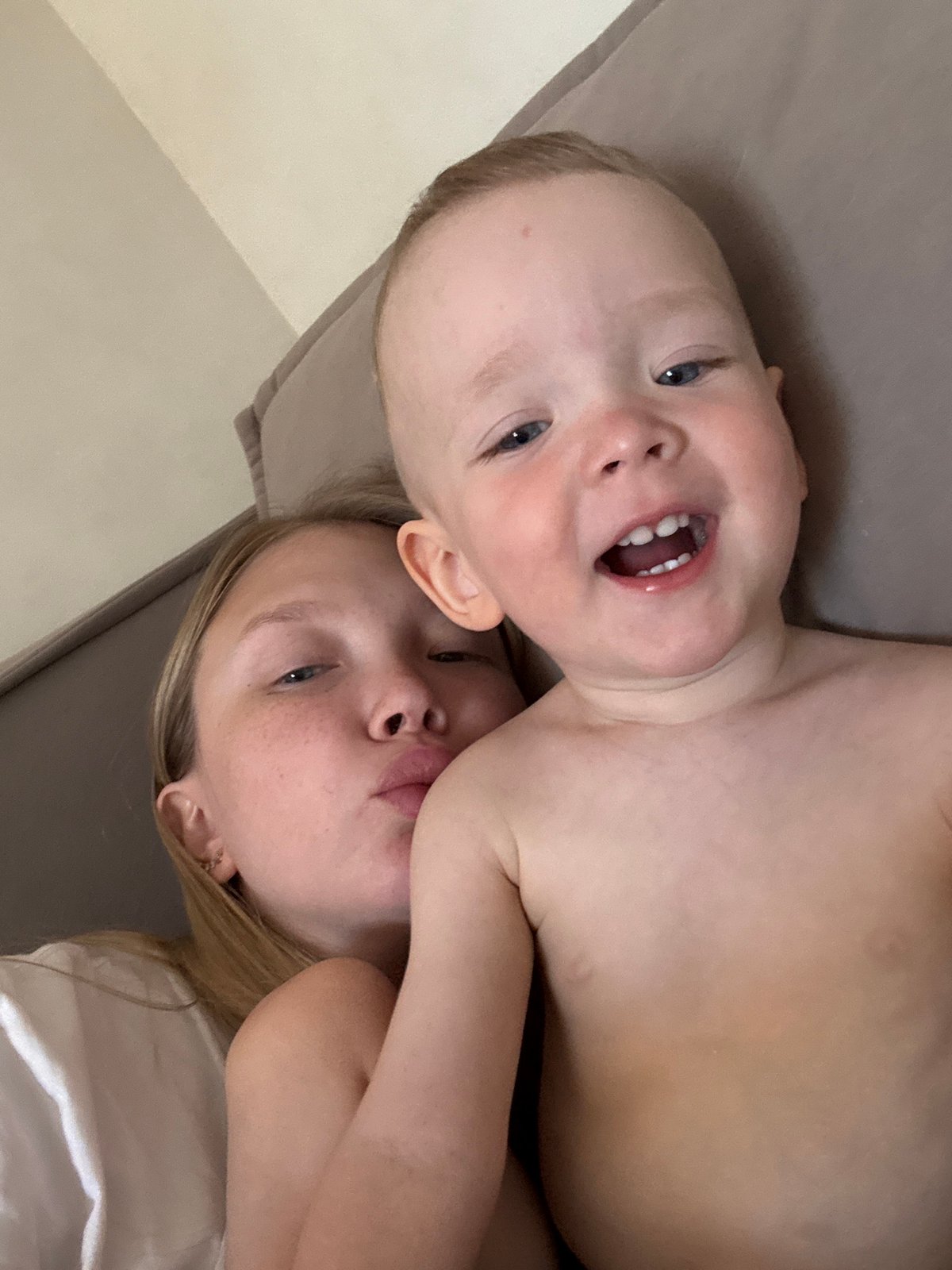 Early morning family moments captured in Chaikovsky, Russia