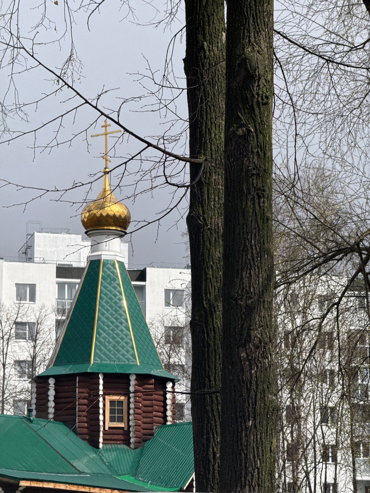 Hailstorm hits Chaikovsky, Russia near Orthodox church