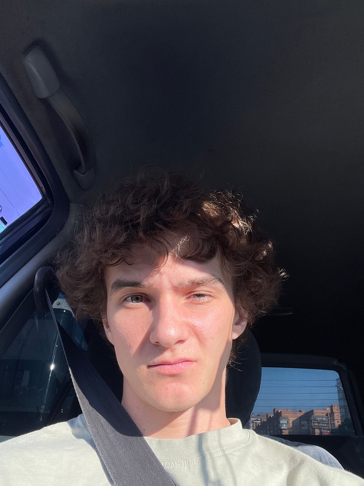 Passenger seat selfies taken seconds apart in Krasnoyarsk