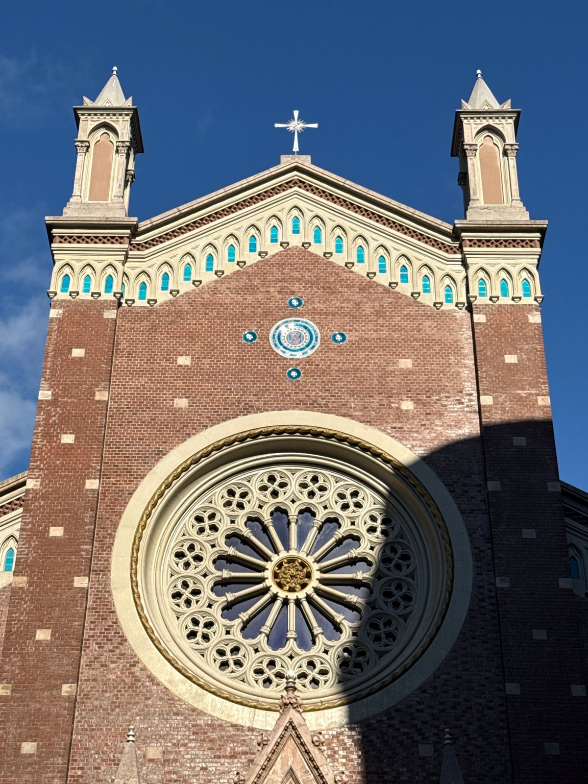 Four-hour walking tour captures Beyoğlu's churches, art, street life